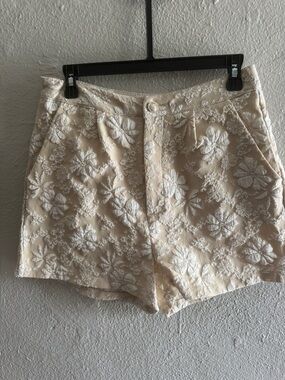 SHEIN Cream Floral Embroidered High-Waist Shorts